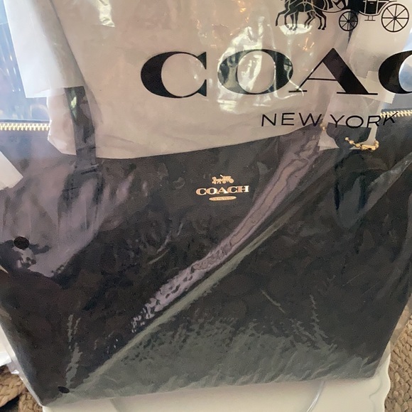 Coach Zip Top Tote Signature Canvas - Picture 2 of 5